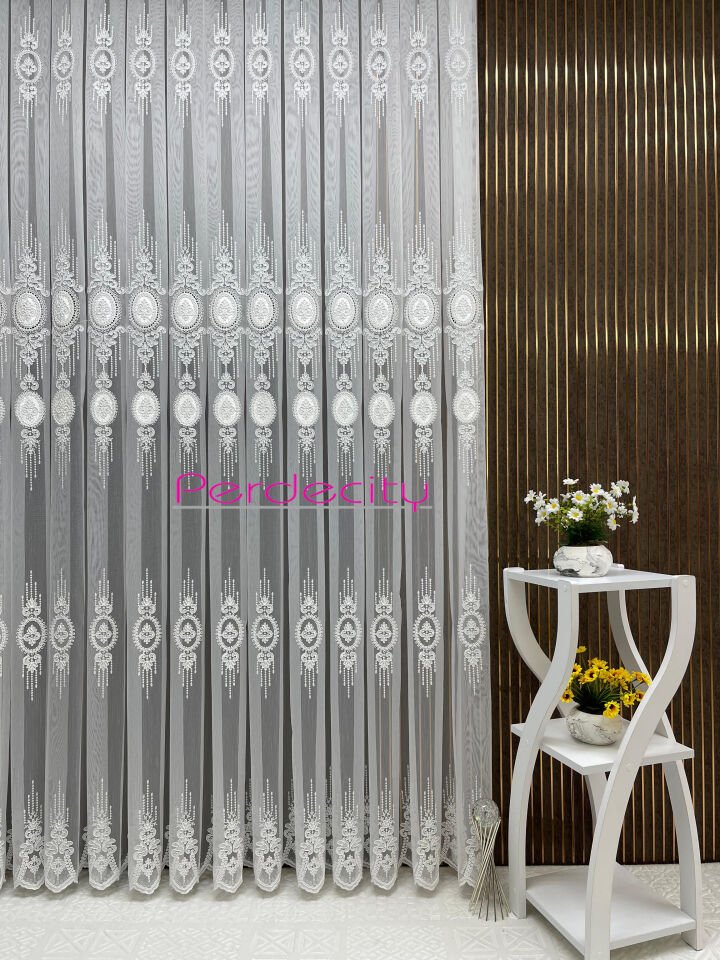 İnci Özel Ortası Kadifeli Nakış İşlemeli Bambu Zemin Tül Perde Ütü İstemez